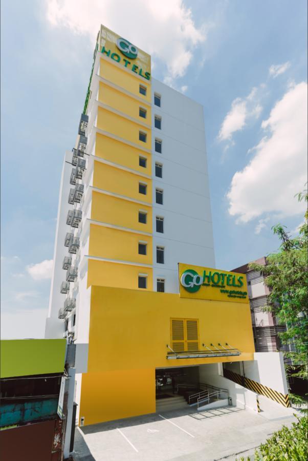 Go Hotels Cubao Quezon City Bagian luar foto